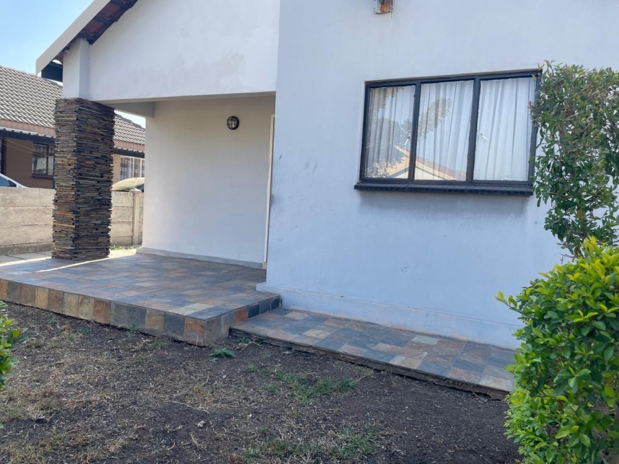 3 Bedroom Property for Sale in Boitekong North West